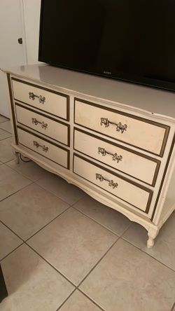 French provincial, solid wood dresser