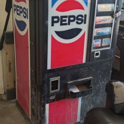 Antique Pepsi Soda Machine
