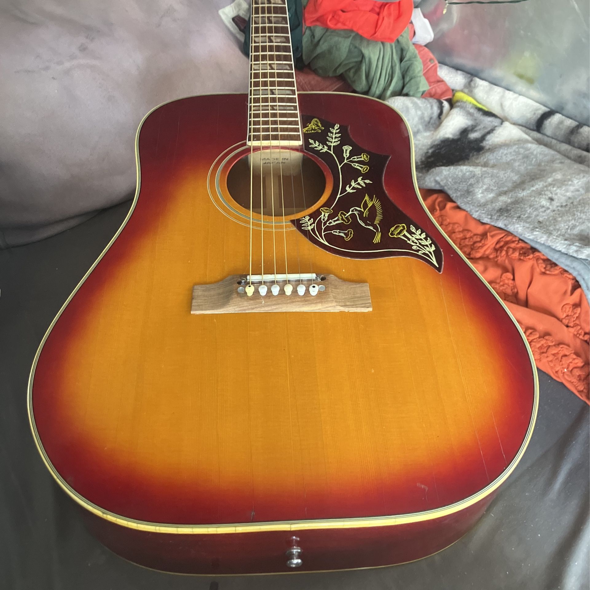 Lyle Acoustic Hummingbird Guitar Made In Japan