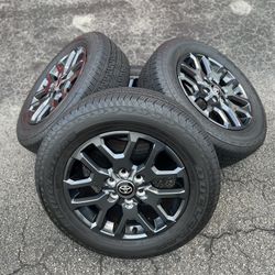 TOYOTA TUNDRA PLATINUM 2025 WHEELS AND TIRES 