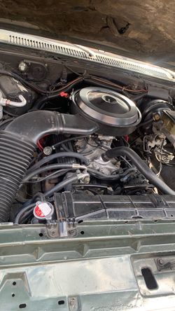 Chevy 305 engine