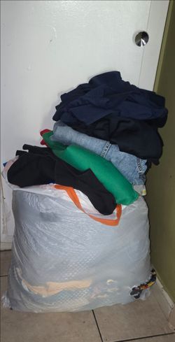 Pantalones, camisas, uniforme, sueters