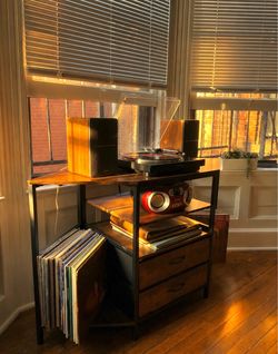 Record Player Stand