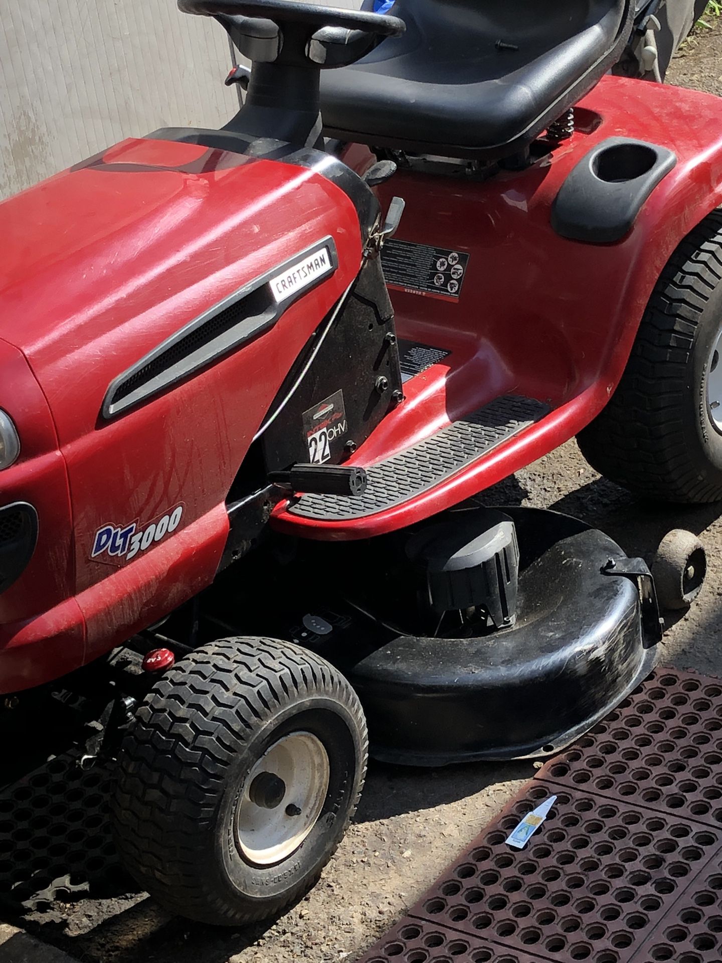 Craftsman DLT3000 42 Inch 22 Hp V 2 Cyl Engine 