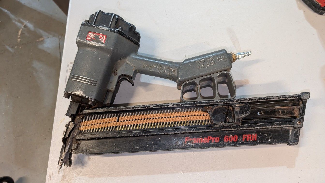 Senco Framepro 600 FRH Nailer