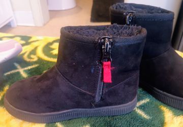 Girls Boots