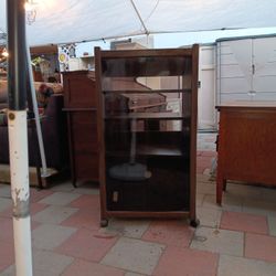 Vintage 1980s Stereo Wheeled Cabinet Compressed Wood And Adjustable Shelves Smoked Glass $125 OBO