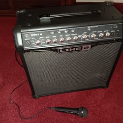 Large Amplifier Like New Works Perfect Lots Of Power $60 F