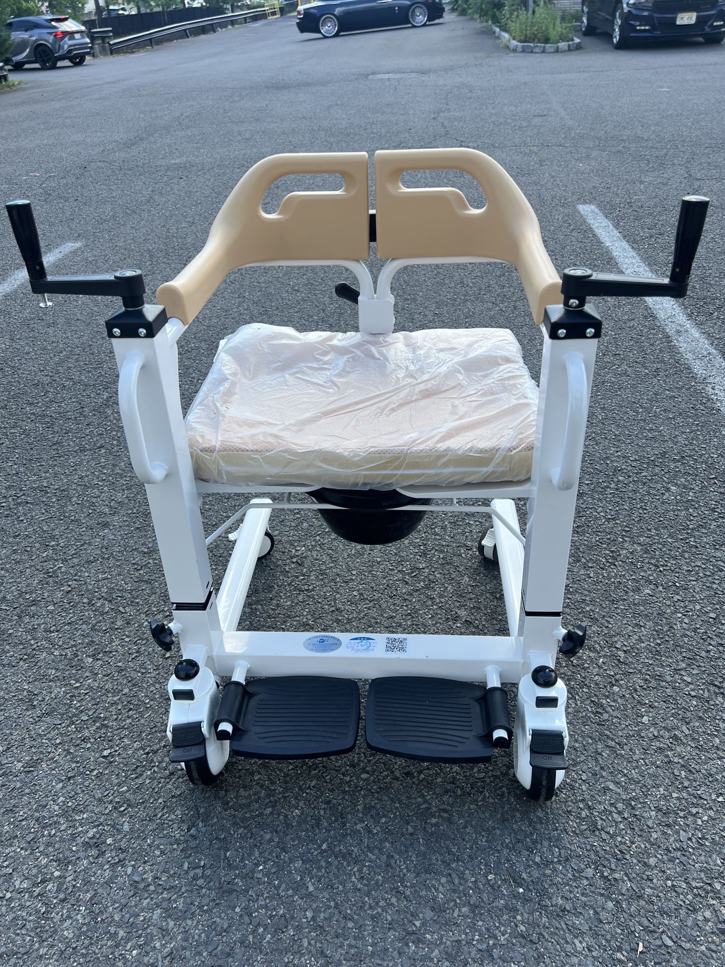 Medical Patient Lift Chair Transfer Lift Wheelchair 180° Split Seat With Cushion For Elderly Adults