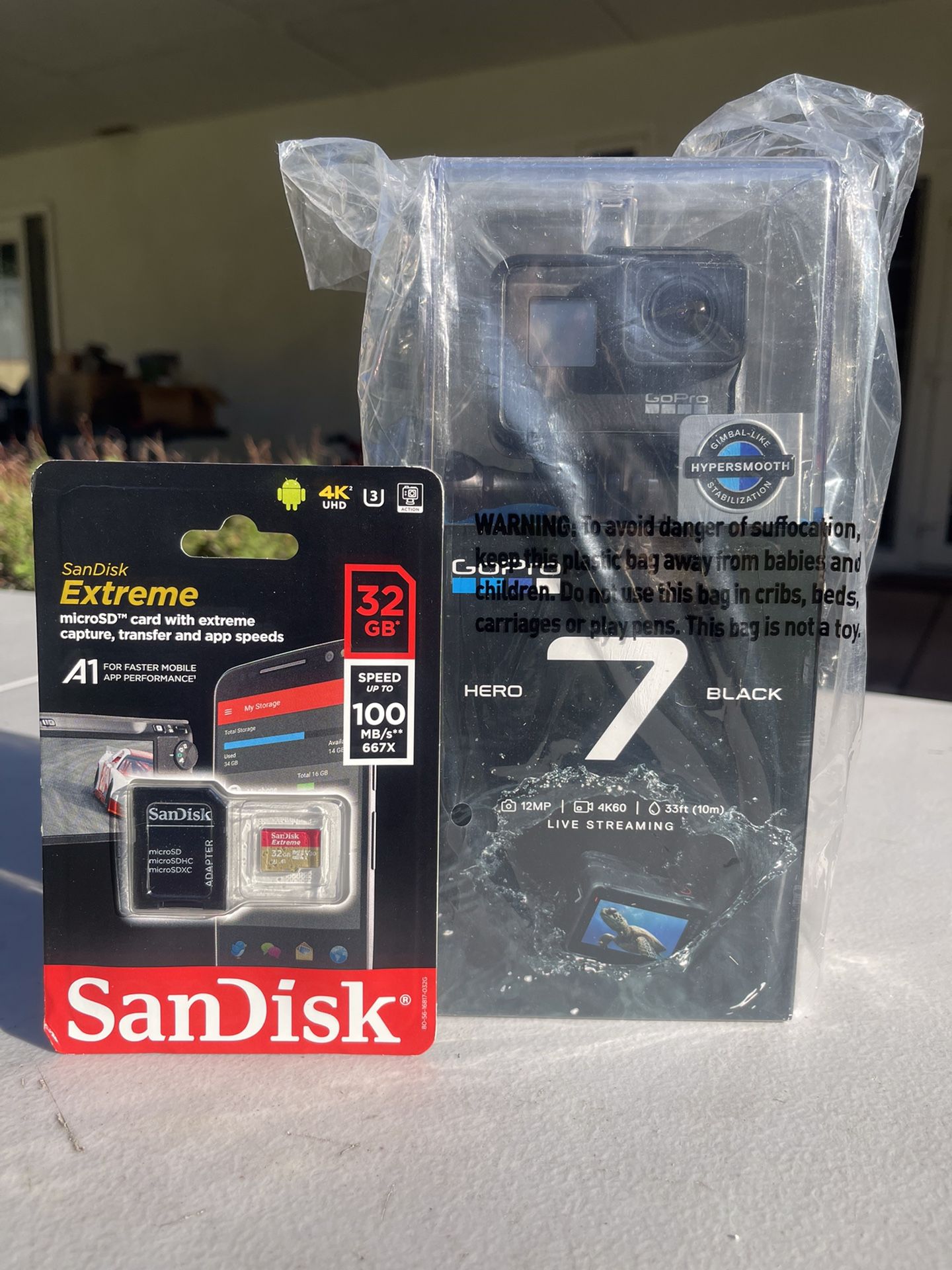 GoPro Hero 7, 32GB memory card