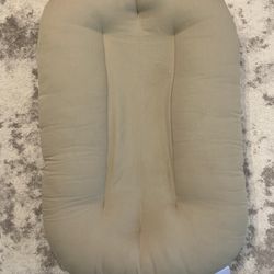 Snuggle Me Lounger