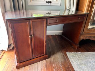 Bombay Company Stanton Computer Desk w/ Glass Top – 52”