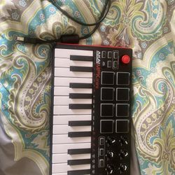 Akai MPK Mini