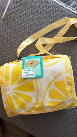 PICNIC MAT