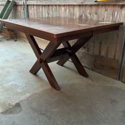 Free Table/ Mesa Gratis 