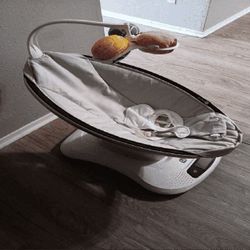 Snug Baby Swing – Cushy and Warm for Your Infant’s Relaxation be beyond