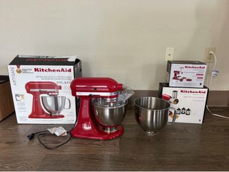 Moving sale! Kitchenaid Artisan stand mixer bundle