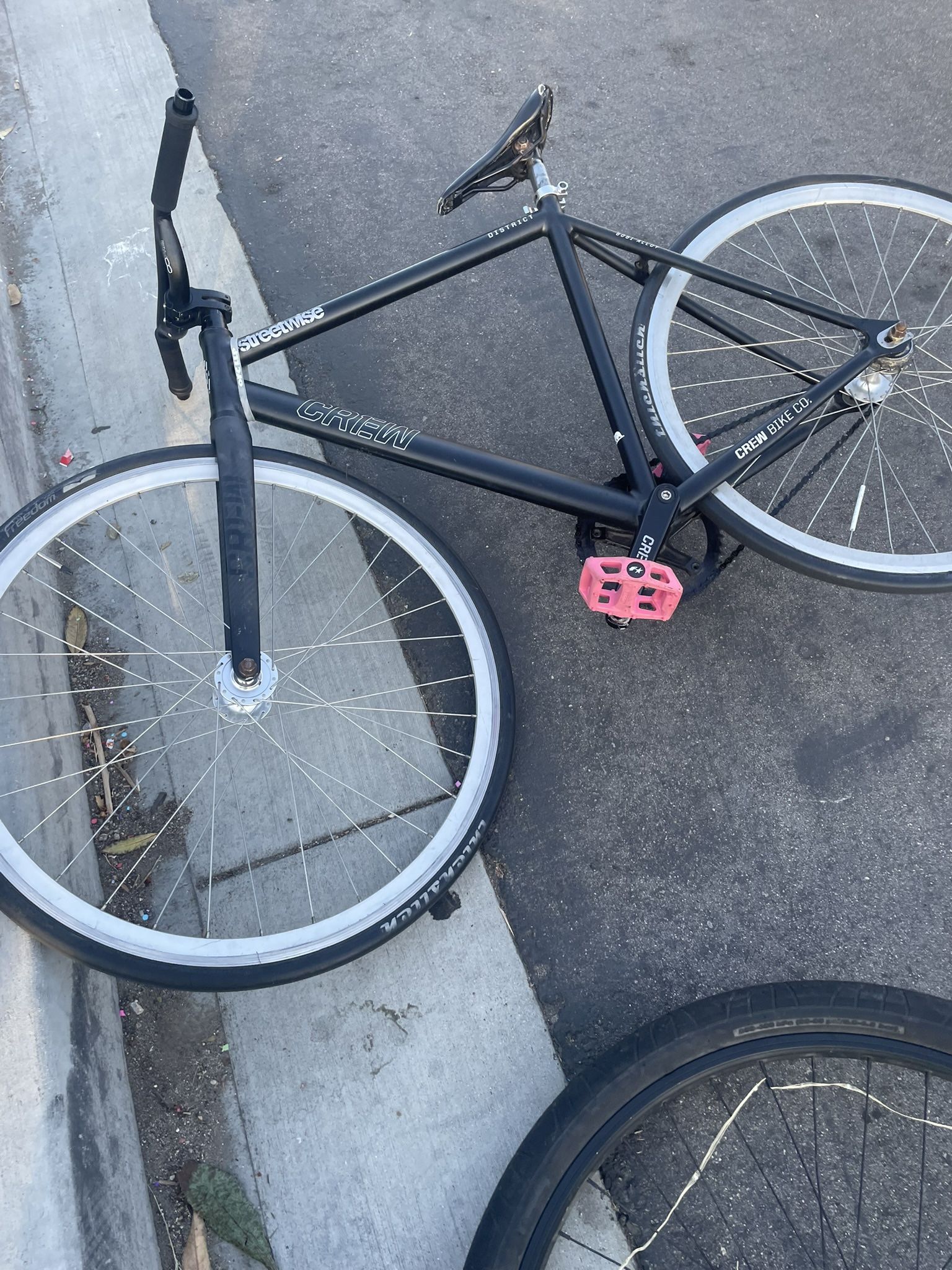 crew fixie bike