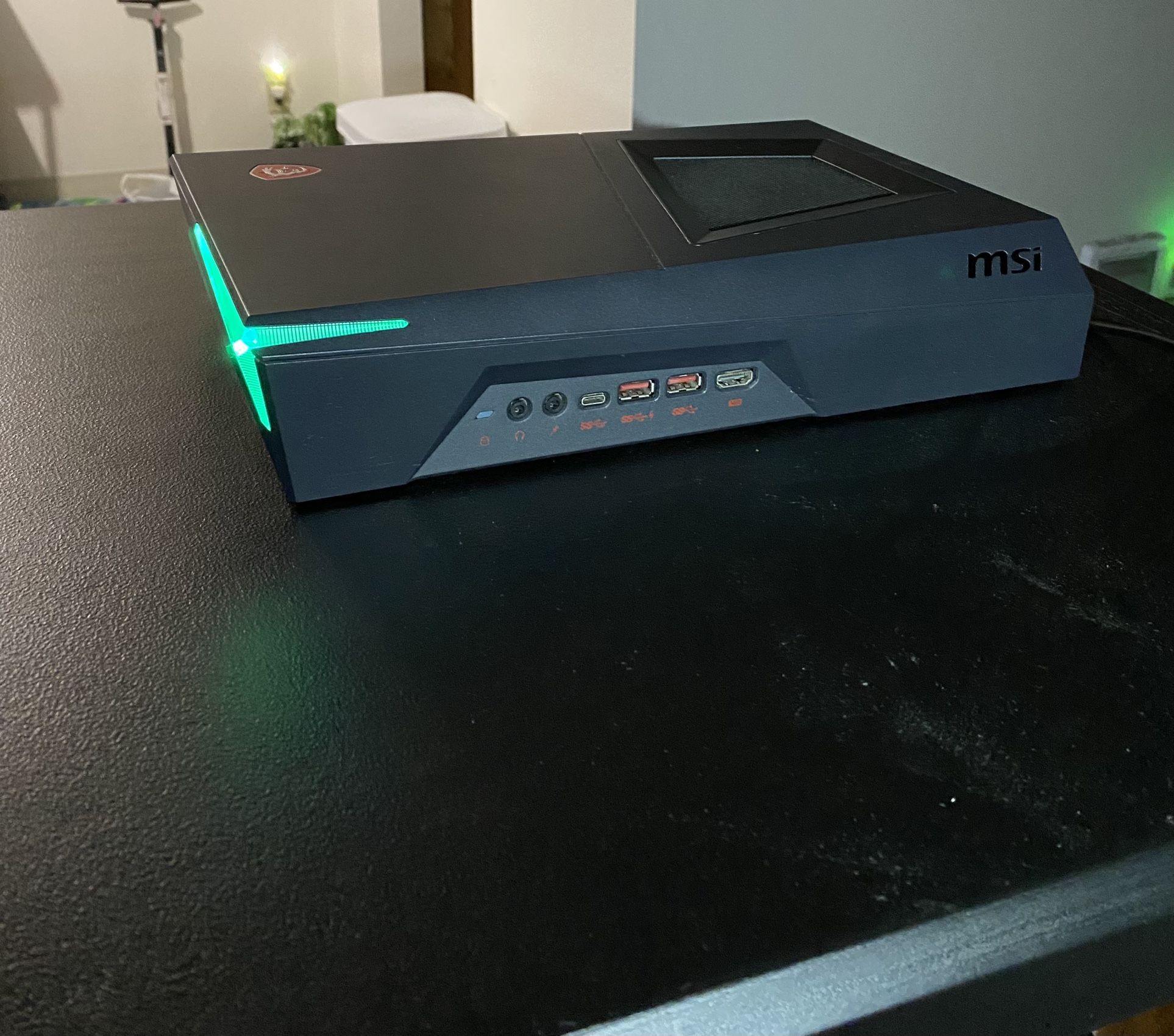 MSI Trident3 (H310 MS-B920)