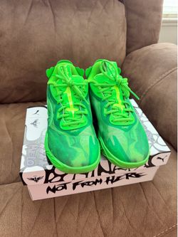 Boys Youth LaMelo Puma Basketball Shoes