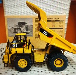 CAT 770 Off-Highway Truck (85551C)