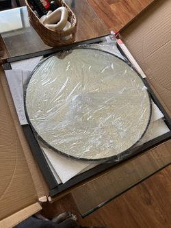 Round Mirror 24in.