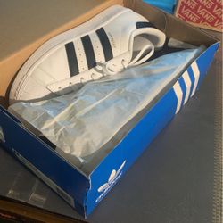 Adidas Superstar for Sale in Queens, NY - OfferUp