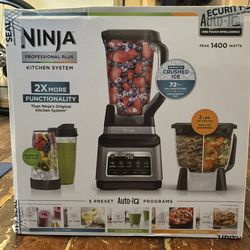 Ninja Professional Plus Blender DUO with Auto-iQ BN753TGT: 1200W Smoothie Blender, 72oz Pitcher, Ice Crushing, Silver