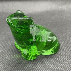 Adorable And Antique! Pressed Glass Bright Green Frog Paperweight 