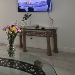 Coffee Table Set. 