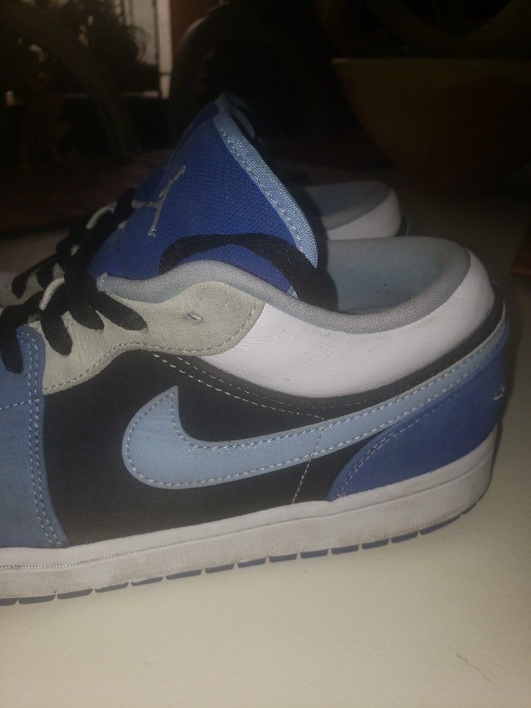 Sz 11.5 Jordans