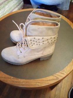 Botas