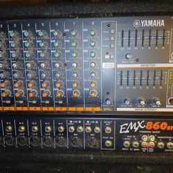Yamaha EMX 860ST 8 Channel P.A. Head Powered Mixer 600 Watts