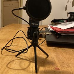 Tonor microphone (missing pop filter)