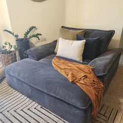 Oversized Chaise Lounge 