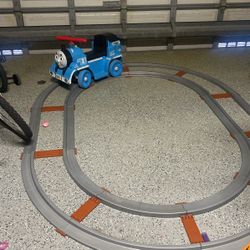 Thomas And Friends Ride On With Track