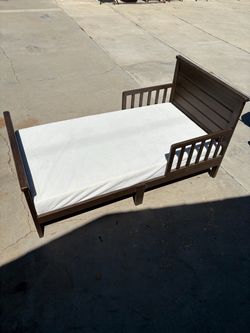 Toddler Bed Frame with Mattress