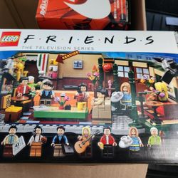 Lego 21319 Friends Brand New