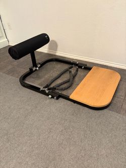 Booty Sprout Hip Thrust Machine