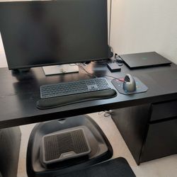 32 inch Dell 4K monitor