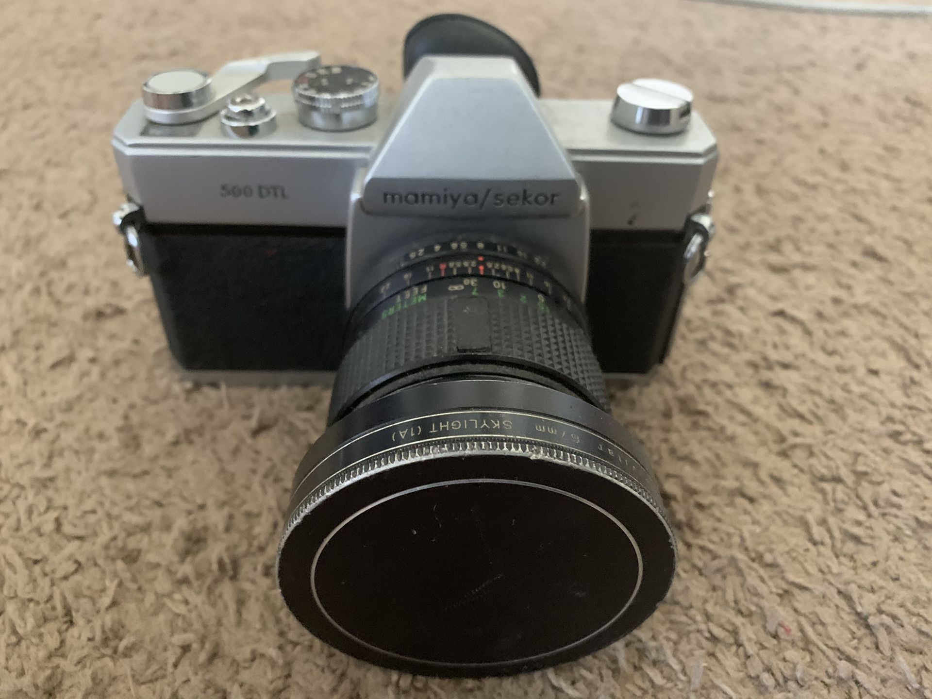 Mamiya/Sekor 500DTL with VIVITAR Auto Wide-Angle 28MM 1:25, 67MM Diameter Lens