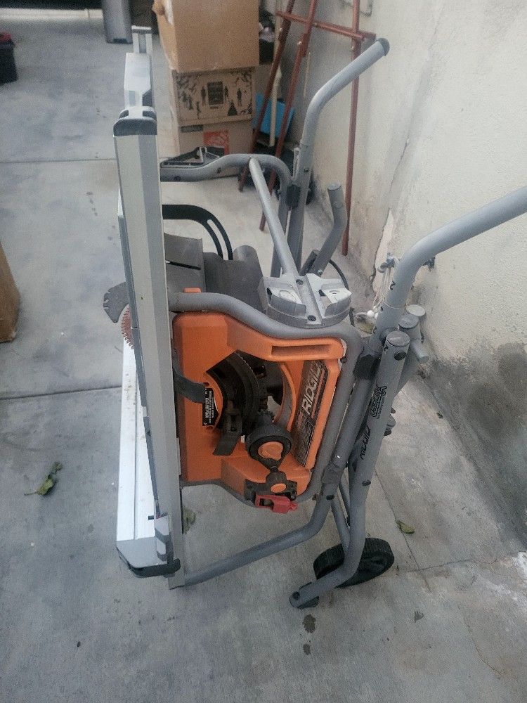 Ridgid Table Saw