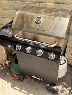 NexGrill 4 Burner Propane Grill
