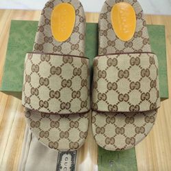 Gucci Slides 