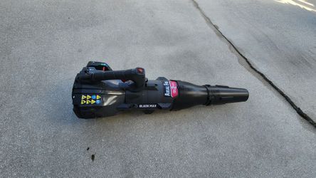 Black Max Axial Fan Blower. The owner is selling it. It does not start, as is.