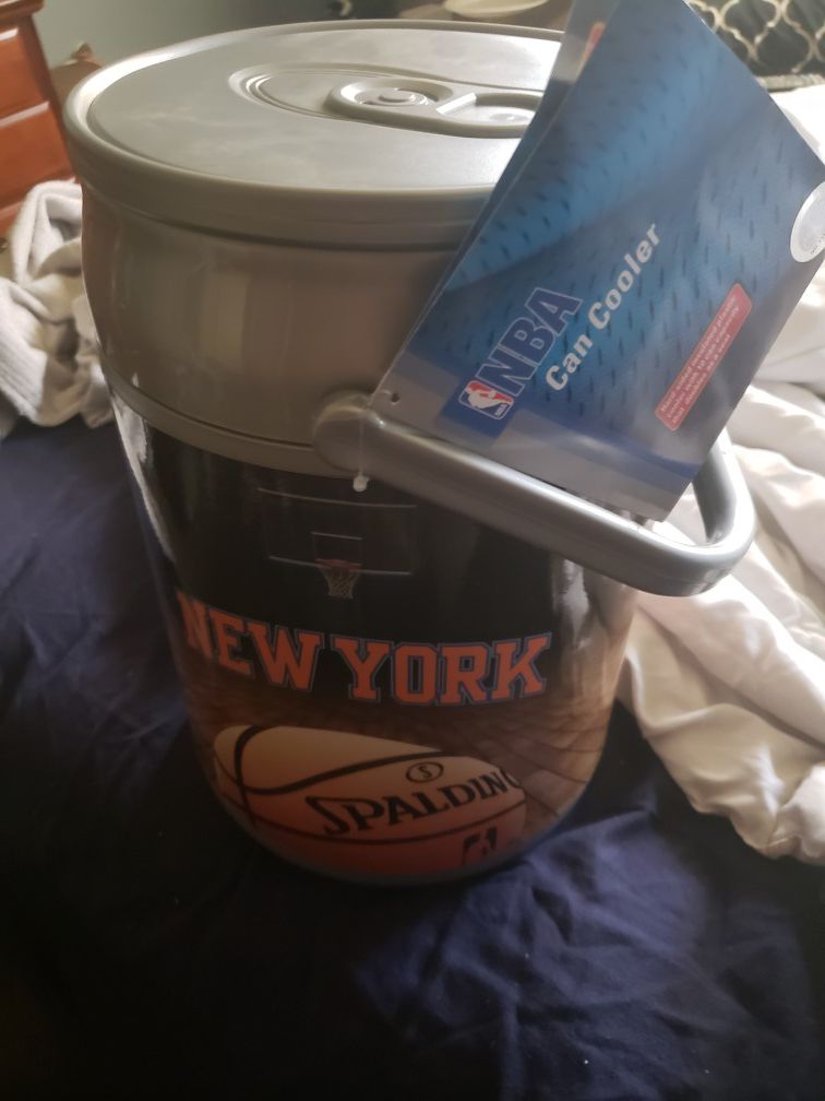New York Knicks cooler/seat