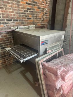 Middleby Marshall PS200 Pacesetter Commercial Conveyor Pizza Oven – Electric 3-Phase