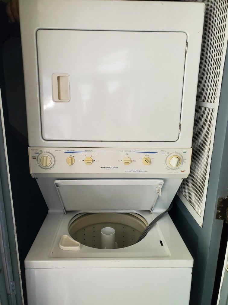 Frigidaire Heavy Duty Washer Dryer Combo
