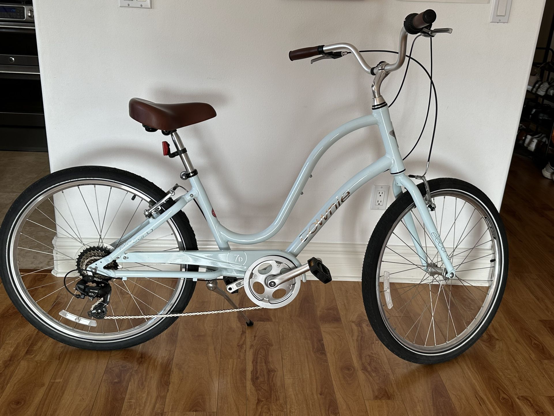 Electra Townie 7D Step-Through Cruiser – Excellent Condition!