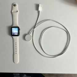 Apple Watch Series 3 38MM Silver